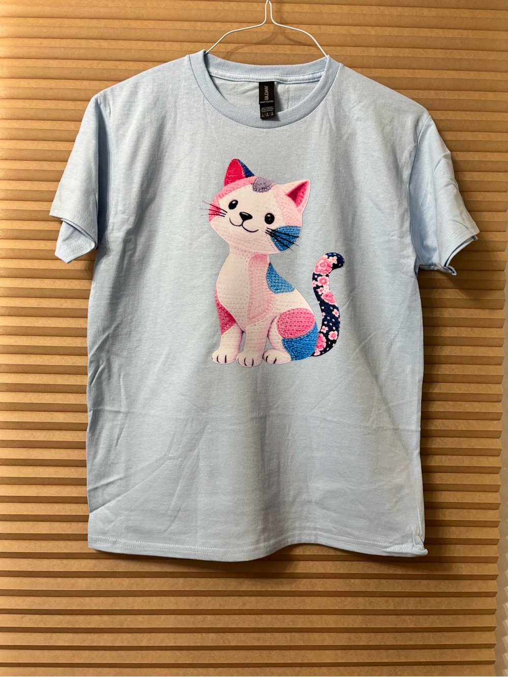 NEW size Large Kids Cute Multicolor Kitten Graphic Tee - Light Blue